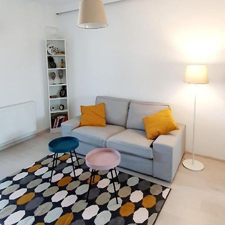 New Cozy Apartment 3 Min To Subway 24H/7 Self Check-In Popesti-Leordeni Ngoại thất bức ảnh