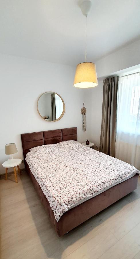 New Cozy Apartment 3 Min To Subway 24H/7 Self Check-In Popesti-Leordeni Ngoại thất bức ảnh